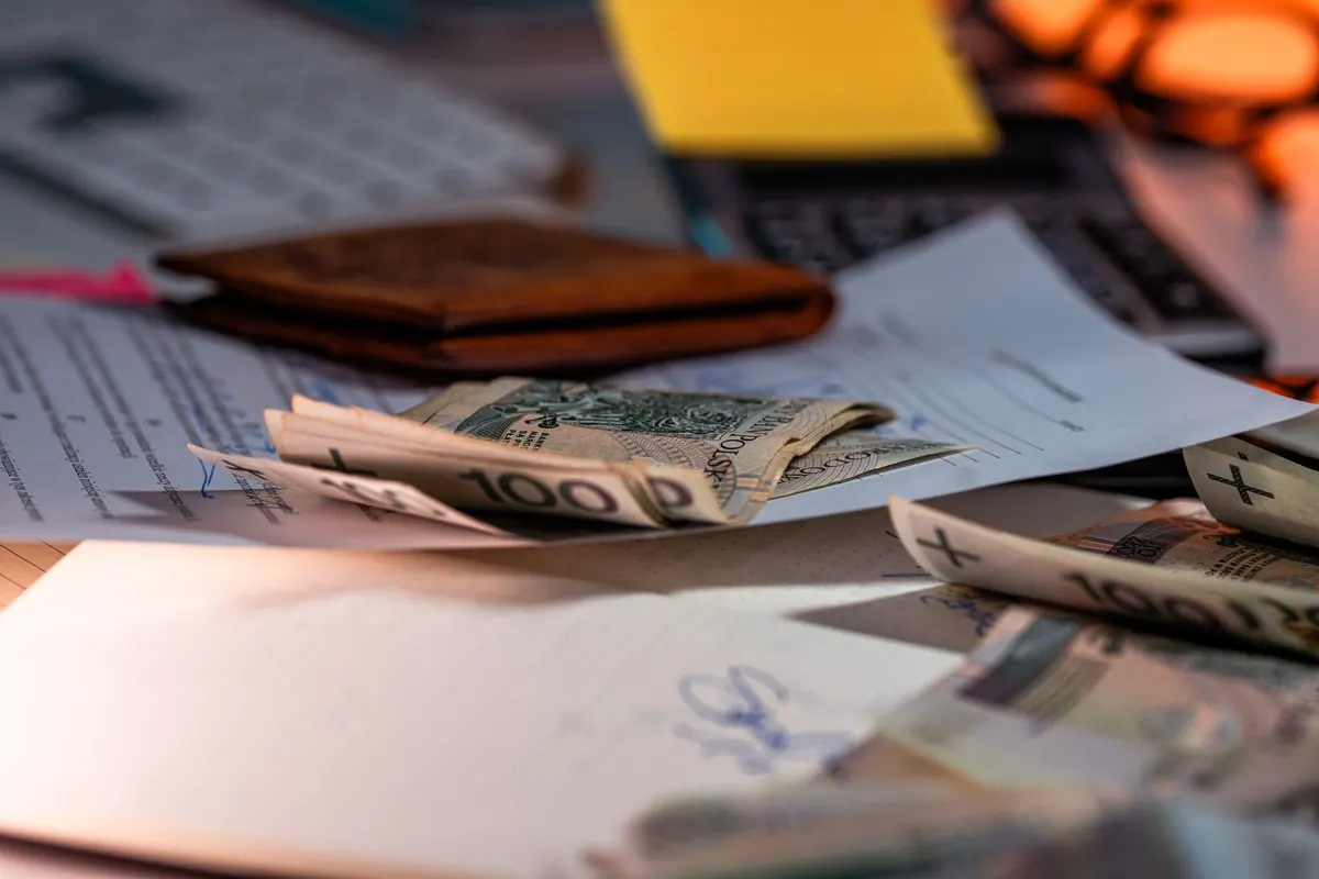 Traditional vs. Roth 401(k): How to Choose